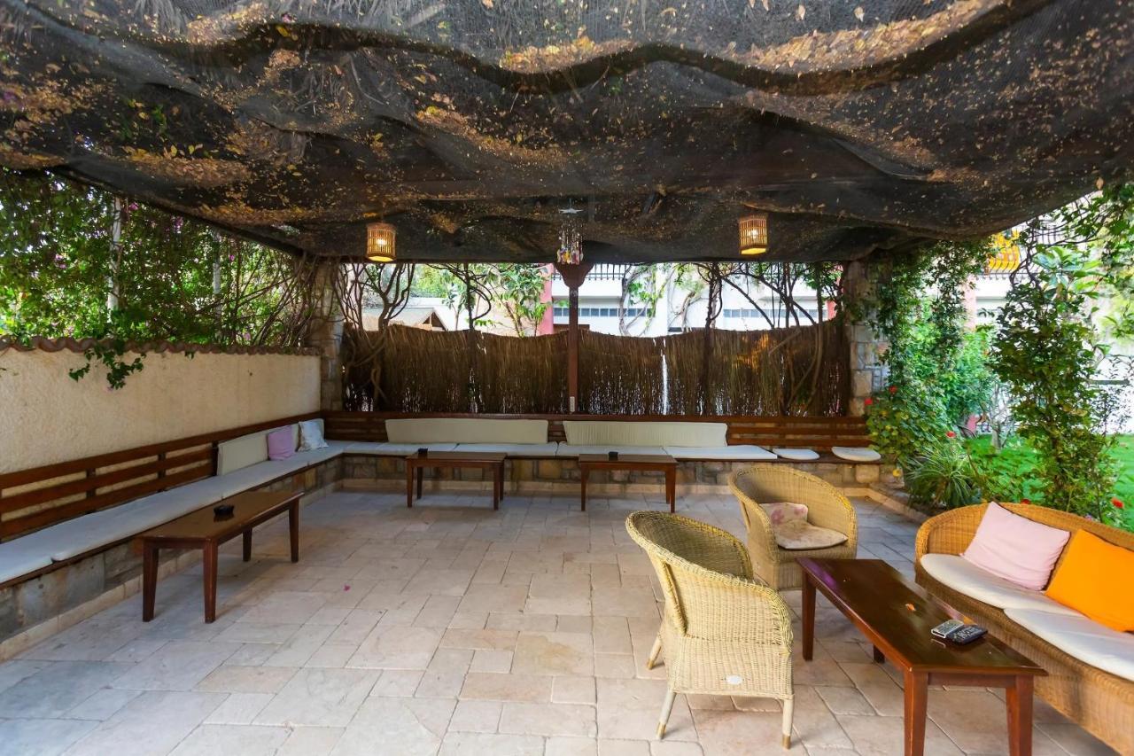 Kriss Hotel 博德鲁姆 外观 照片